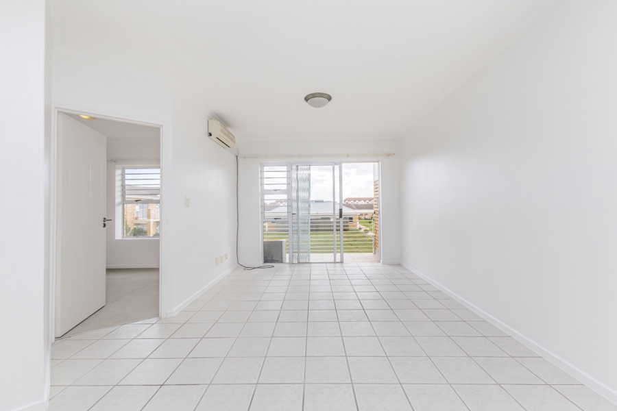 2 Bedroom Property for Sale in Whispering Pines Western Cape